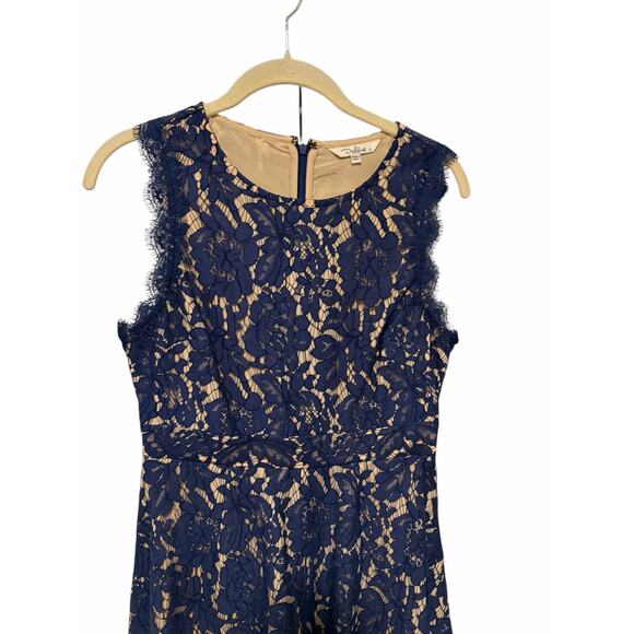 Darling London Women's 8 Blue Floral Sleeveless Round Neck Lace Fit Flare Dress - Picture 4 of 11